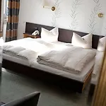 Luckai & Restaurant Inhaber Dennis Burmann Ξενοδοχείο 3*