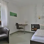 Luckai & Restaurant Inhaber Dennis Burmann 3* Freienohl