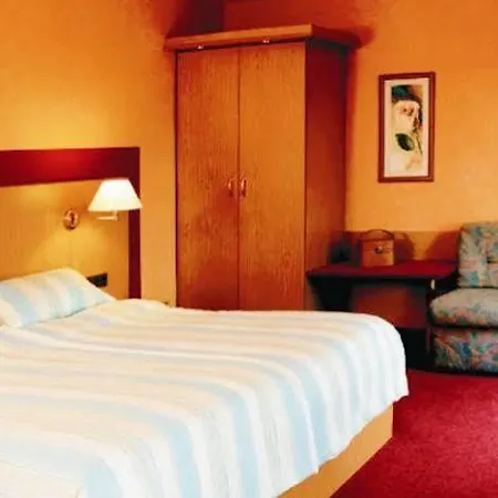 Luckai & Restaurant Inhaber Dennis Burmann Hotel 3*