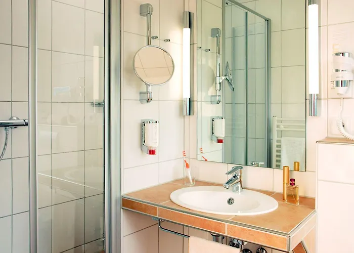 Hotel Luckai & Restaurant Inhaber Dennis Burmann 3*