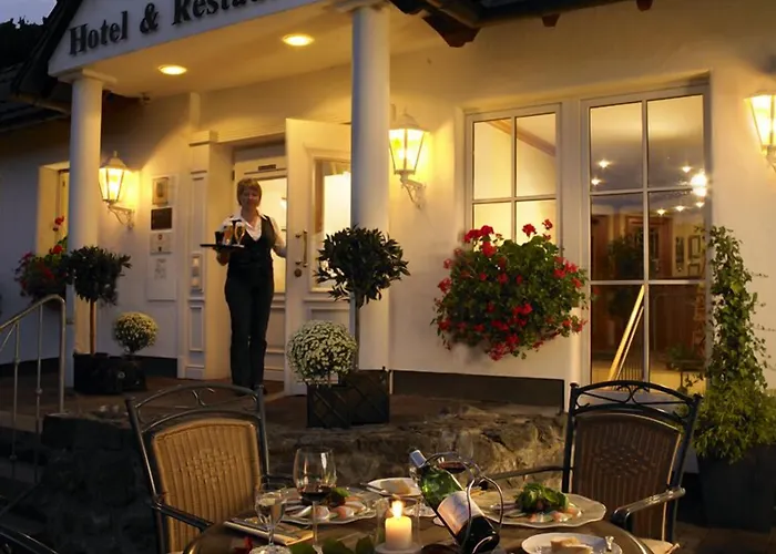 Luckai & Restaurant Inhaber Dennis Burmann Freienohl