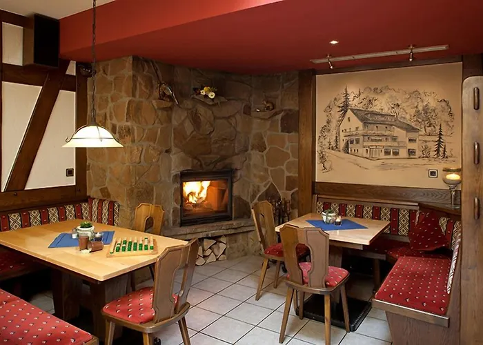 Luckai & Restaurant Inhaber Dennis Burmann Hotel Freienohl