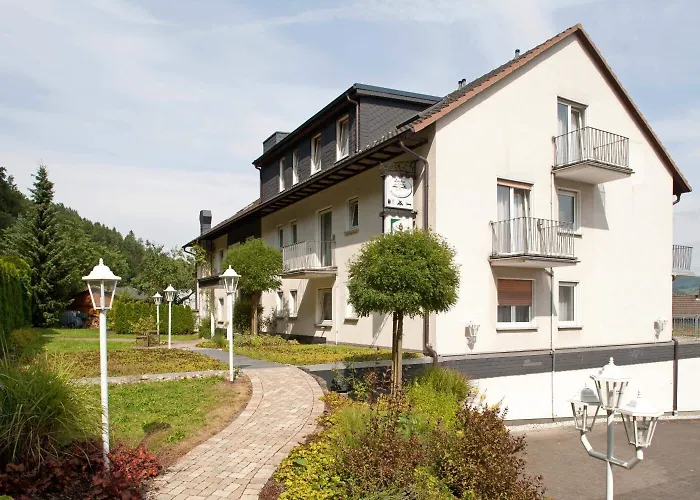 Luckai & Restaurant Inhaber Dennis Burmann Freienohl