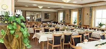 Luckai & Restaurant Inhaber Dennis Burmann Hotel 3*